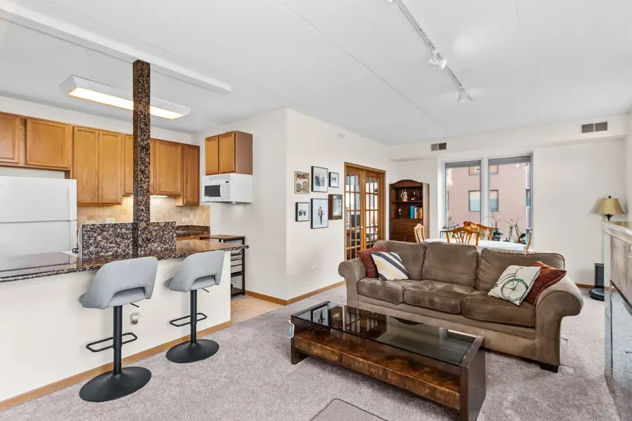 515 Main Street #401, Evanston, IL 60202 - #3