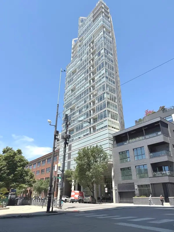 510 W Erie Street #1705, Chicago, IL 60654