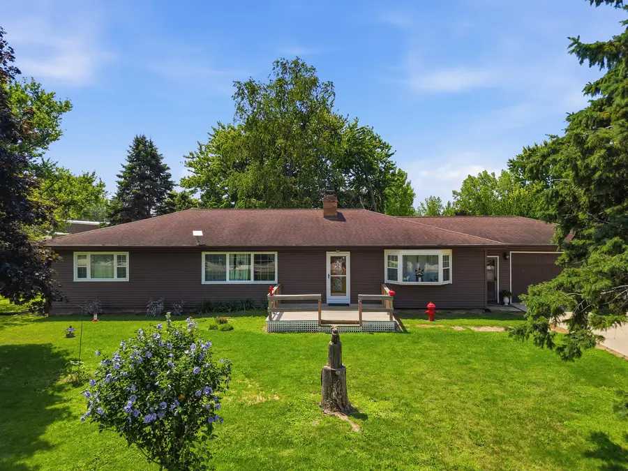 519 Kilgore Road, Dixon, IL 61021 - #3