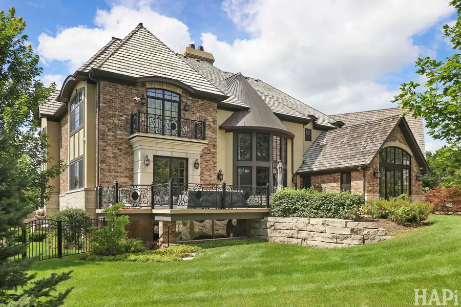 18 Enclave Court, South Barrington, IL 60010 - #3