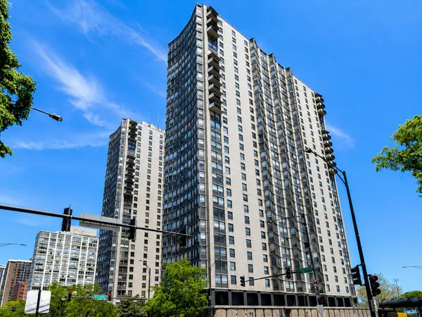 5701 N Sheridan Road #16N, Chicago, IL 60660