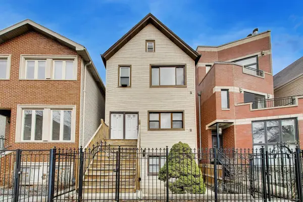 2434 W Cortland Street, Chicago, IL 60647