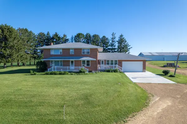 30319 Brookville A&b Road, Lanark, IL 61046