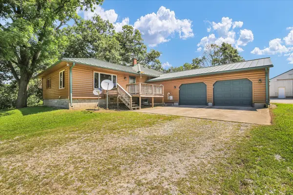 675 E 1950 North Road, Monticello, IL 61856