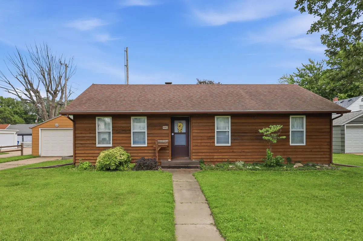 1116 53rd Street, Moline, IL 61265 - #1