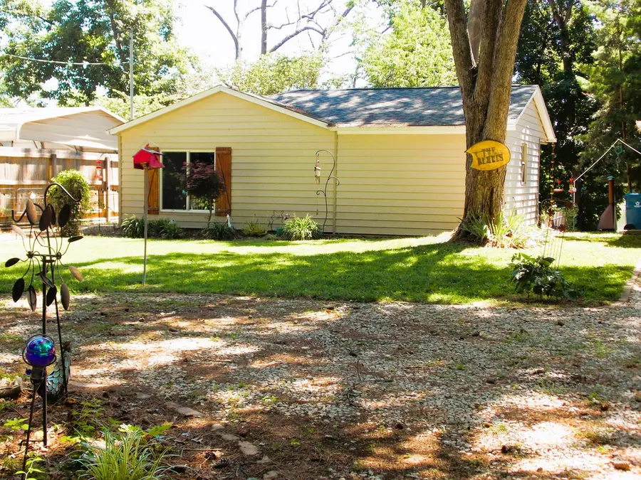 1734 Moonglow Road, Centralia, IL 62801 - #2