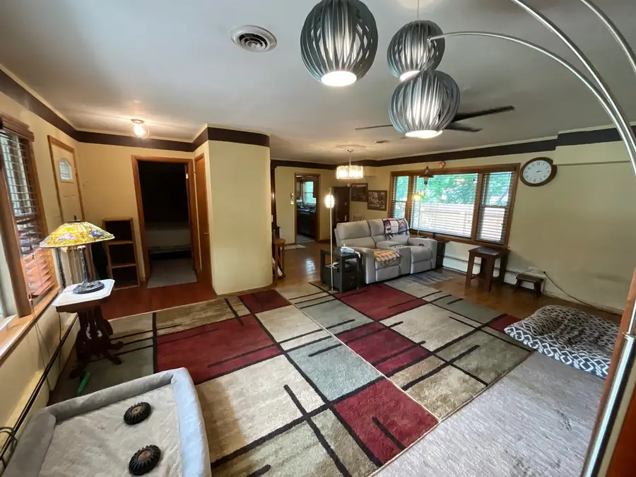 852 Carr Street, Elgin, IL 60123 - #3