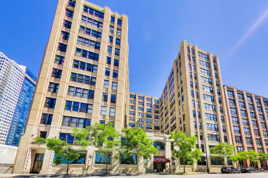 728 W Jackson Boulevard #724, Chicago, IL 60661 - #2