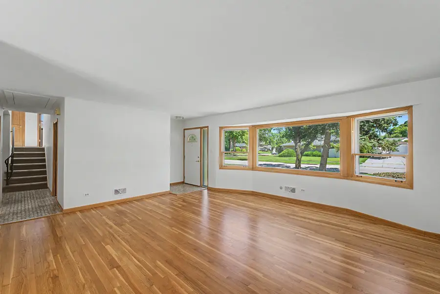 Address Withheld By Seller, Glenview, IL 60025 - #3