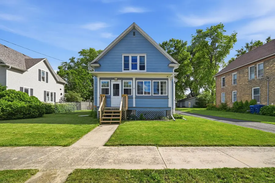 924 Prospect Street, Dekalb, IL 60115 - #3