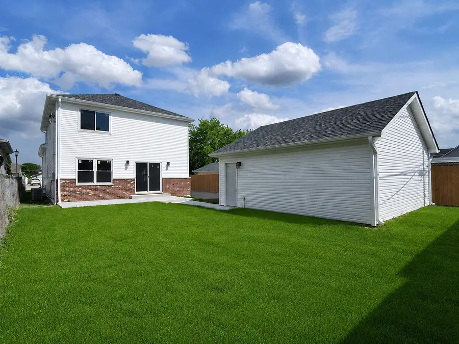 6604 Chester Avenue, Hodgkins, IL 60525 - #2