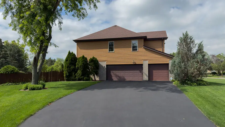 21203 Old North Church Road, Frankfort, IL 60423 - #3