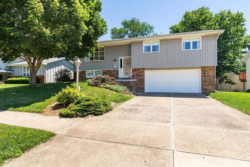 6906 N Rockvale Drive, Peoria, IL 61614 - #1