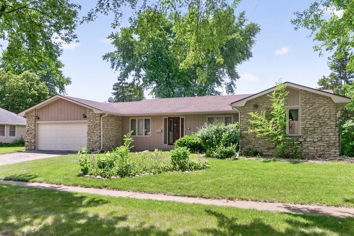113 Ebbesen Street, Dekalb, IL 60115 - #1
