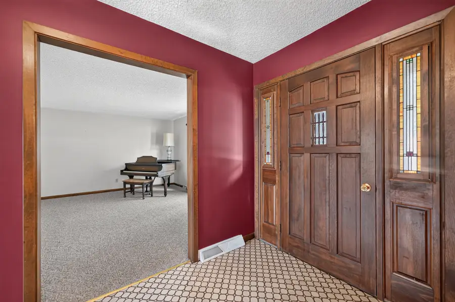 113 Ebbesen Street, Dekalb, IL 60115 - #2