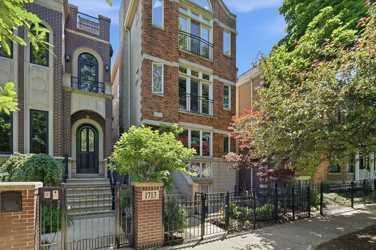 1717 W Nelson Avenue #3, Chicago, IL 60657 - #1