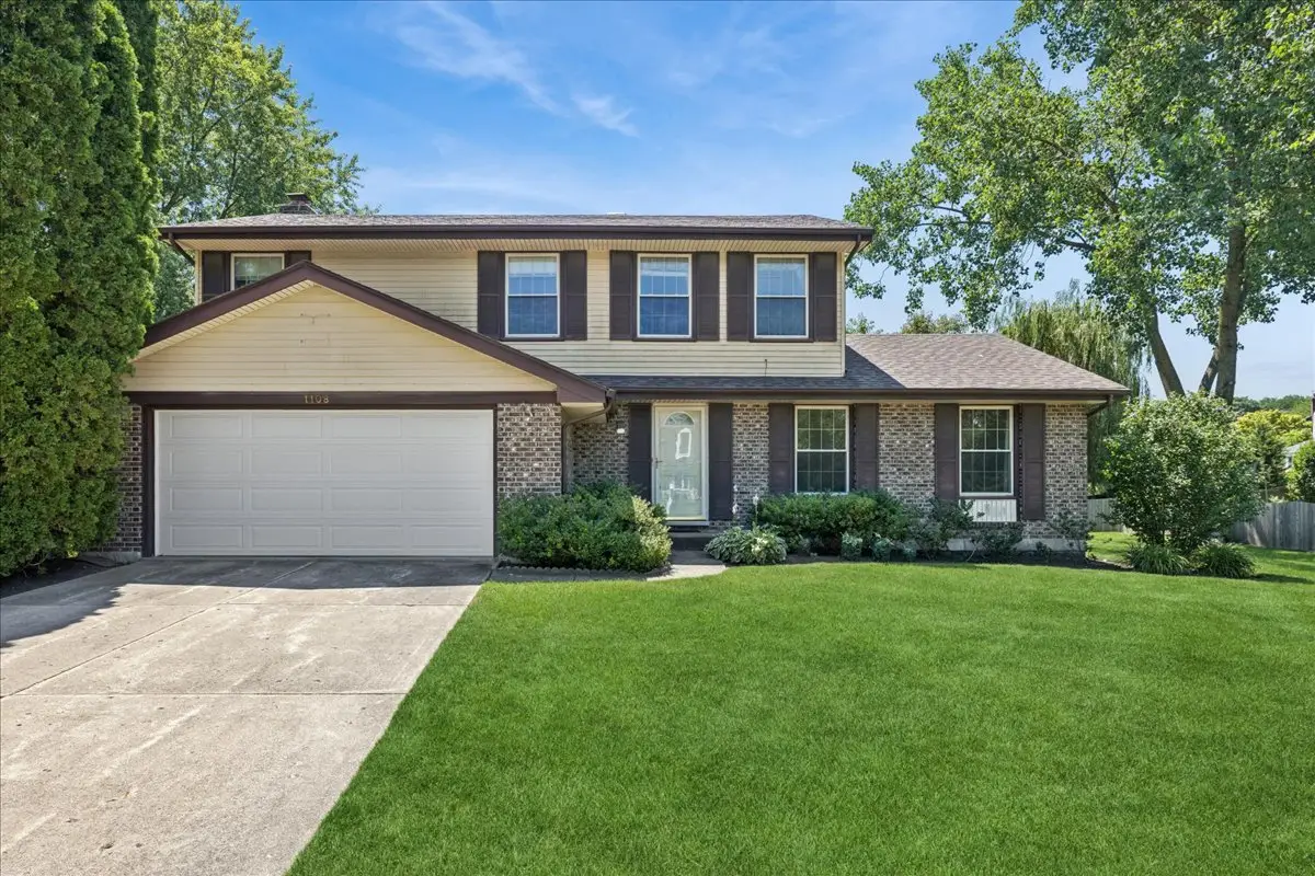 1108 Wellington Avenue, Libertyville, IL 60048 - #1
