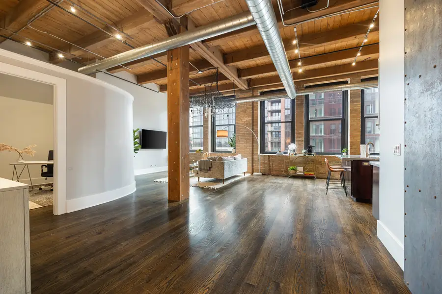 1101 W Lake Street #3C, Chicago, IL 60607 - #2