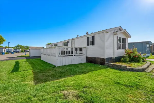 126 7th Avenue, Bartlett, IL 60103