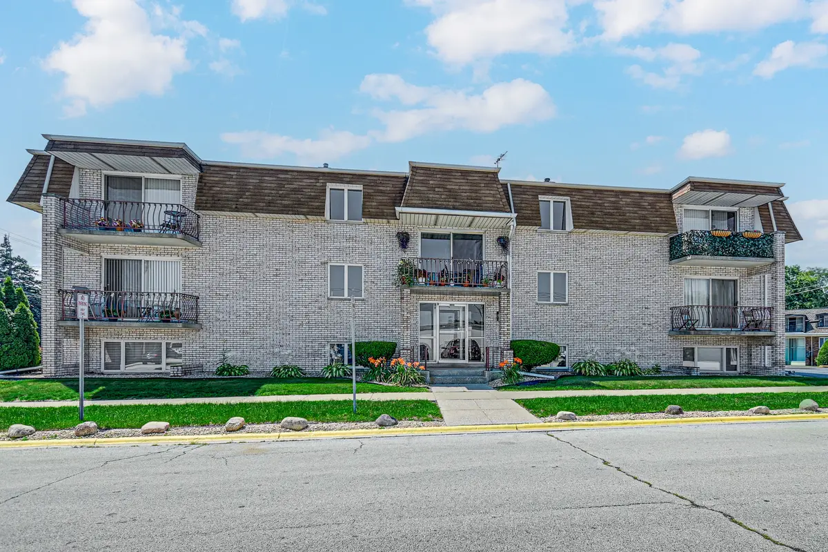 18224 Wentworth Avenue #2, Lansing, IL 60438 - #1