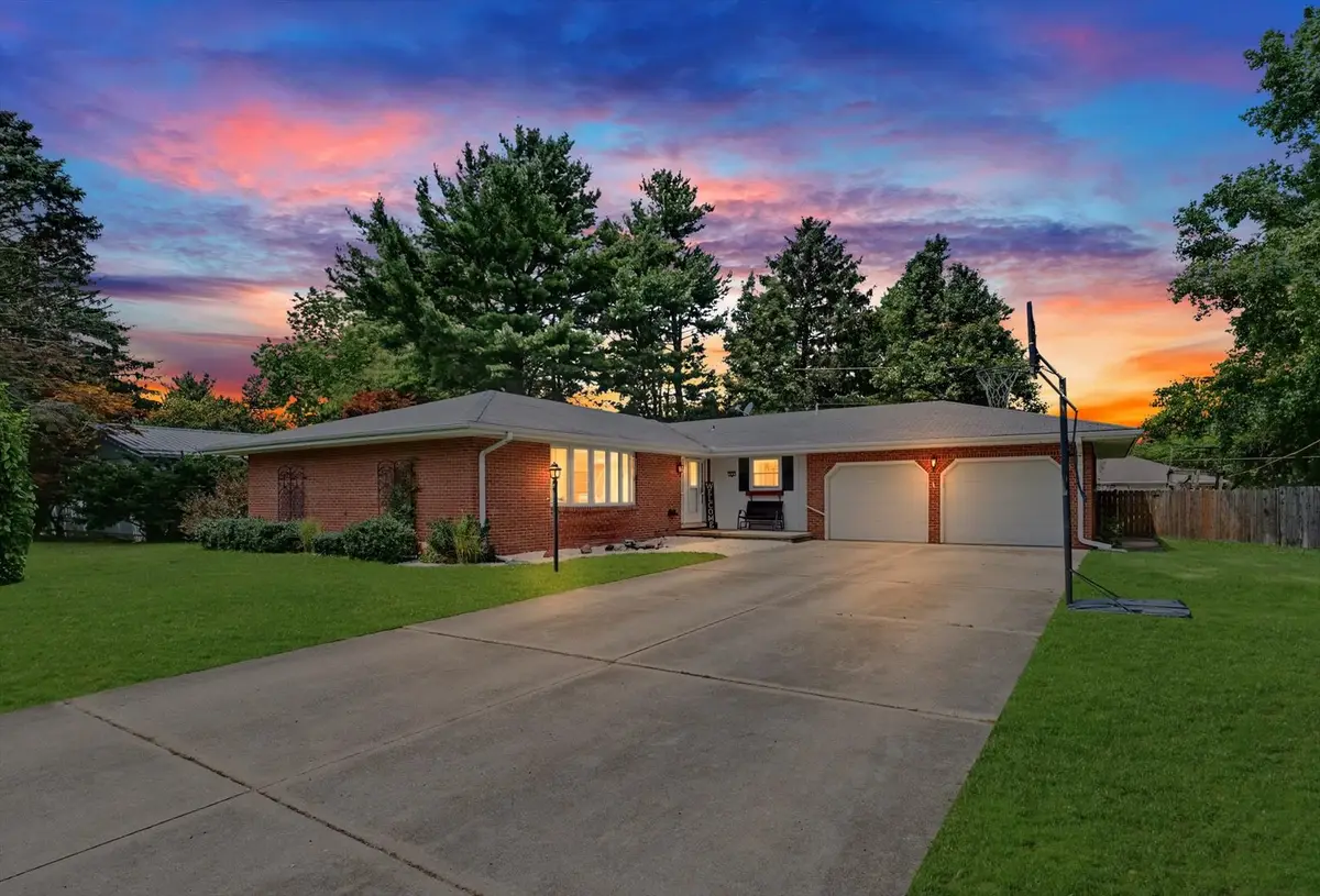 Address Withheld By Seller, Monticello, IL 61856 - #1