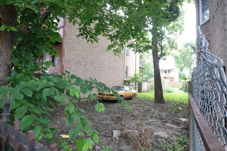 4037 W Wilcox Street, Chicago, IL 60624 - #2