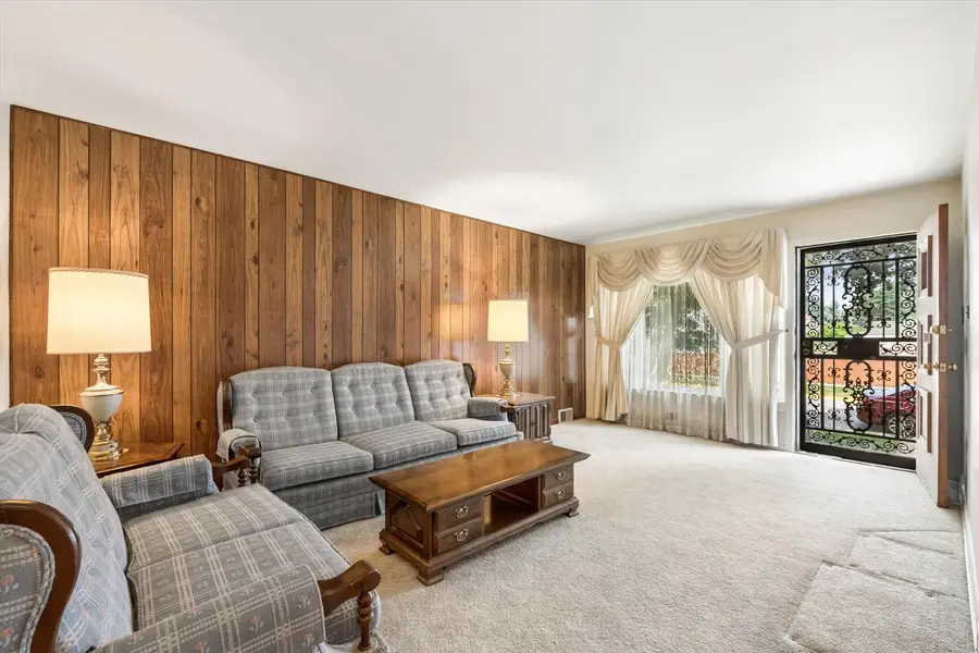 6214 35th Street, Berwyn, IL 60402 - #2
