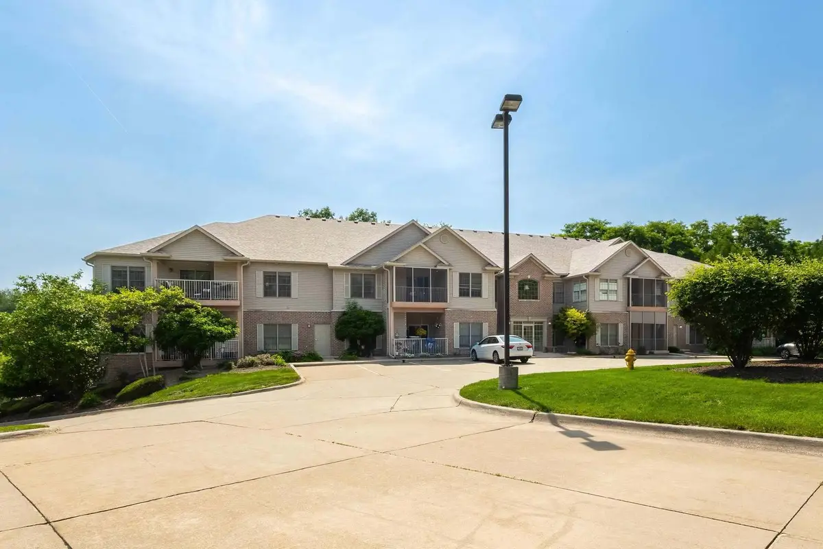 1237 Kimberly Road #1237, Bettendorf, IA 52722 - #1