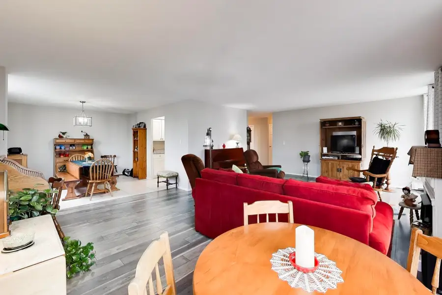 40 N Tower Road #4F, Oak Brook, IL 60523 - #3