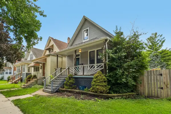Address Withheld By Seller, Berwyn, IL 60402