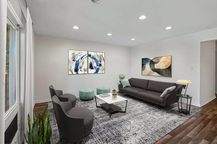 2220 Arbor Circle #25, Downers Grove, IL 60515 - #3