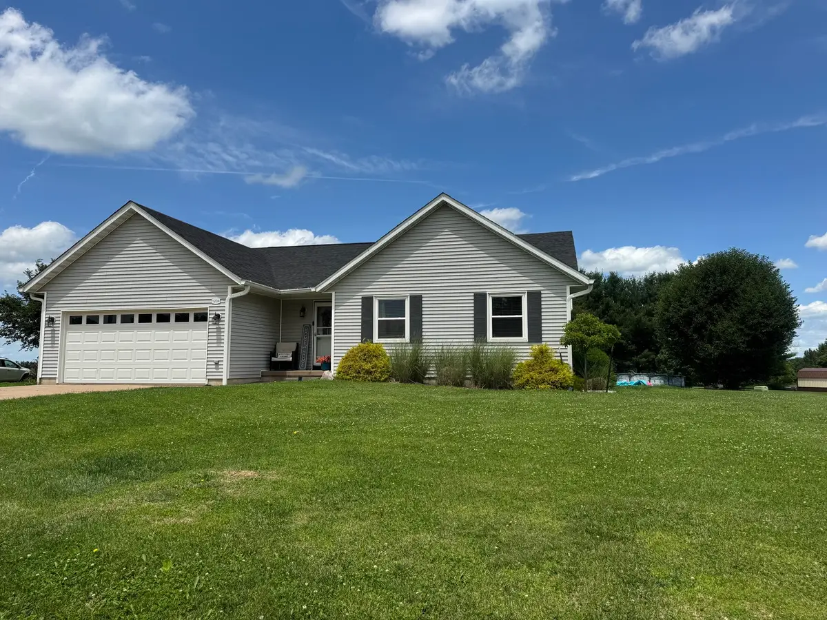 1204 NE 5th Avenue, Aledo, IL 61231 - #1