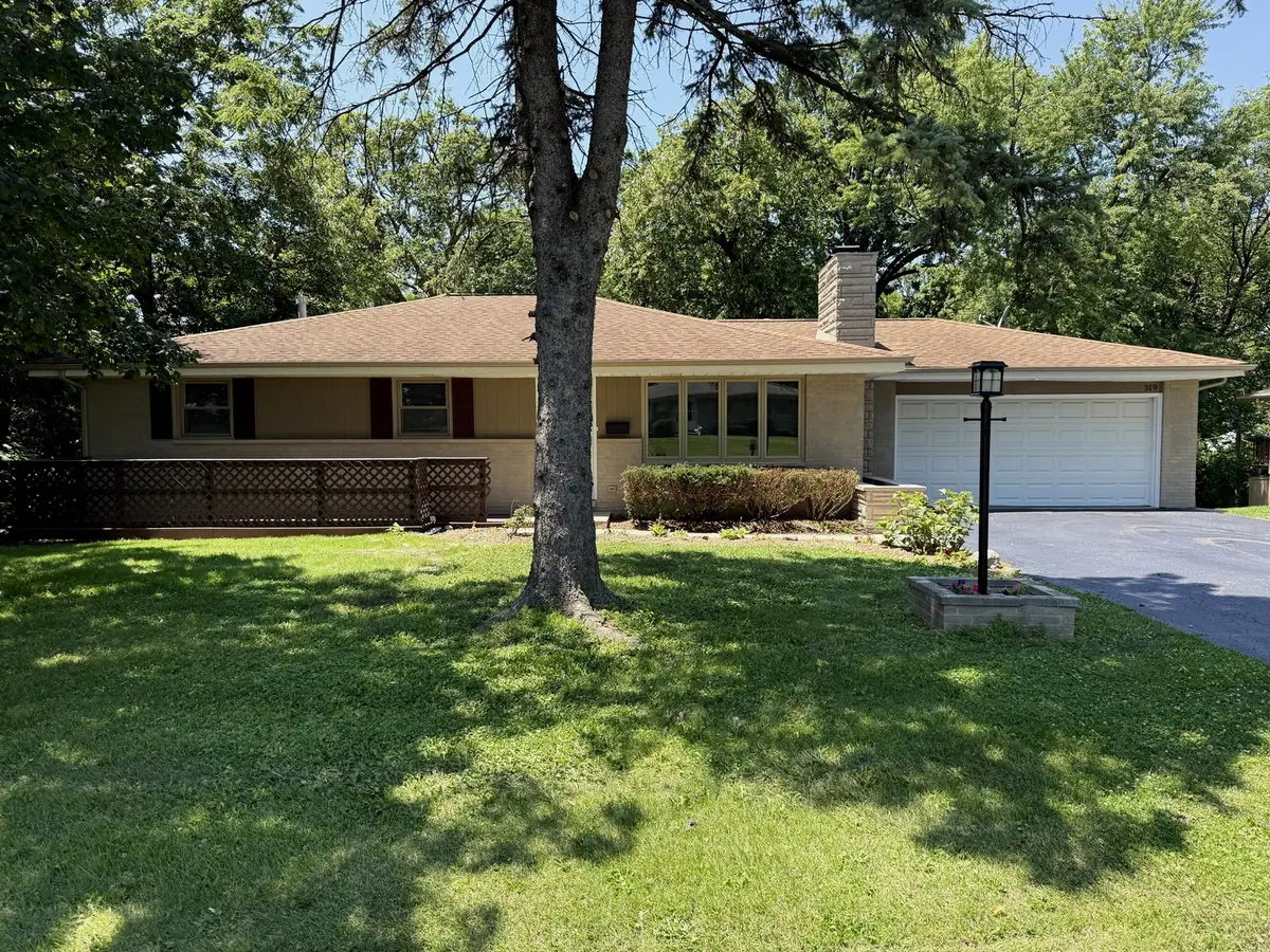 319 Parkshore Drive, Shorewood, IL 60404 - #1