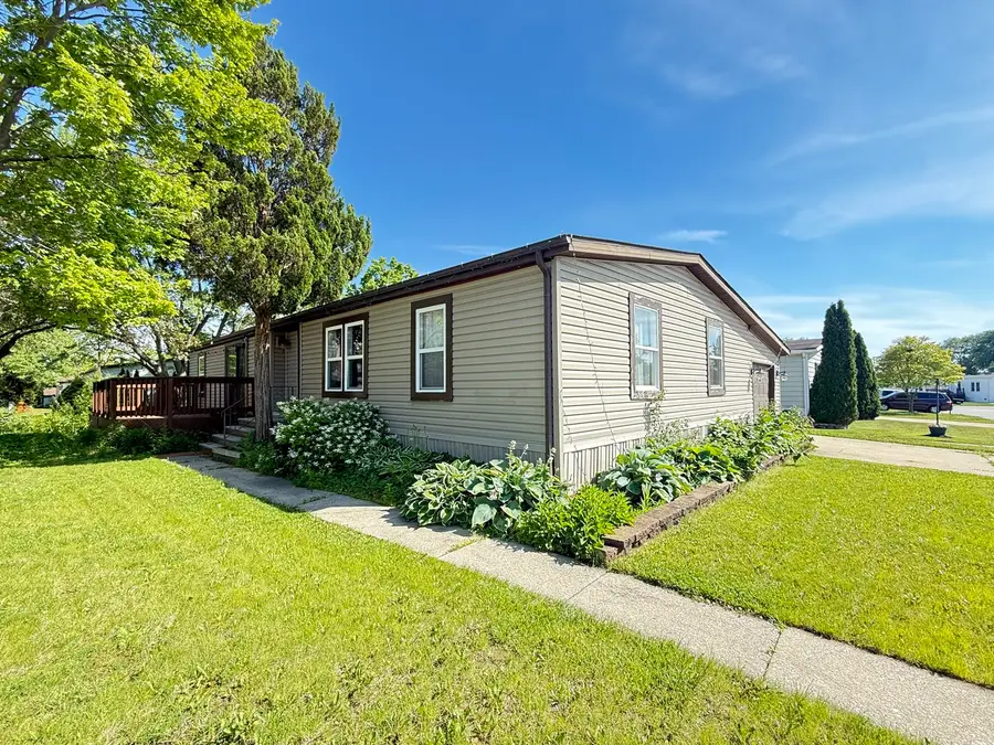 462 Huntsbridge Road, Matteson, IL 60443 - #3