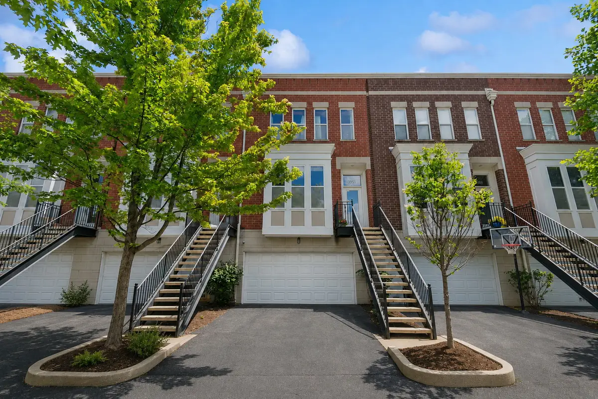 3951 N Washtenaw Avenue, Chicago, IL 60618 - #1