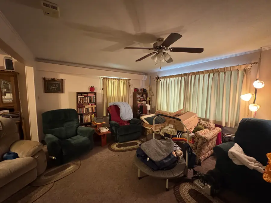 1008 W Jay Street, Vandalia, IL 62471 - #3