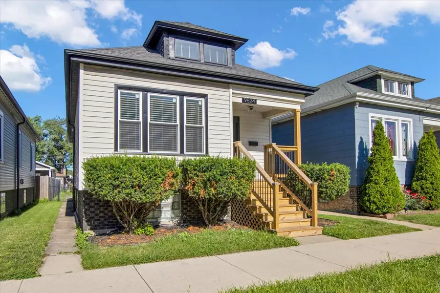 9824 S Escanaba Avenue, Chicago, IL 60617 - #2