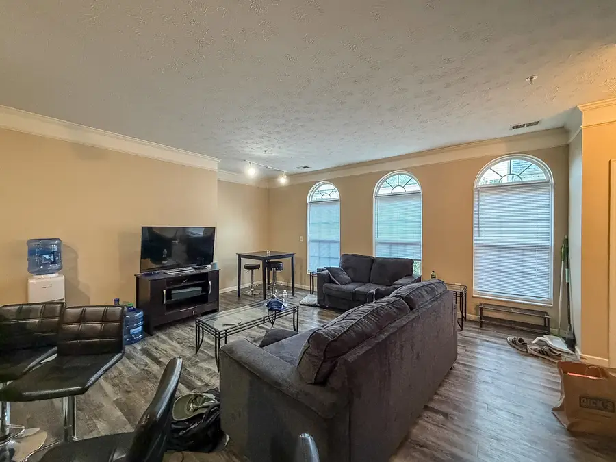 1903 N Lincoln Avenue #220, Urbana, IL 61801 - #3