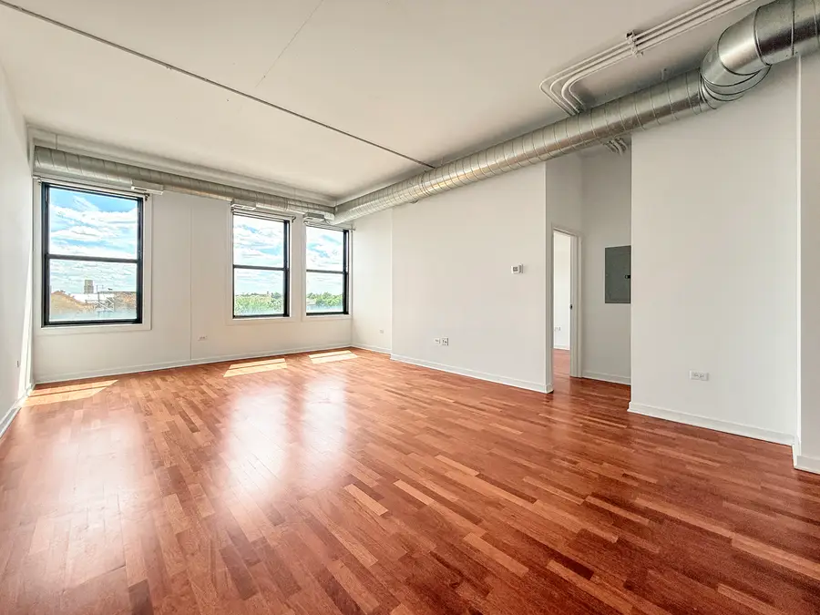 4015 N Milwaukee Avenue #410, Chicago, IL 60641 - #2