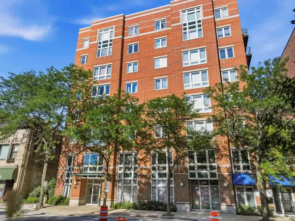 811 Chicago Avenue #405, Evanston, IL 60202