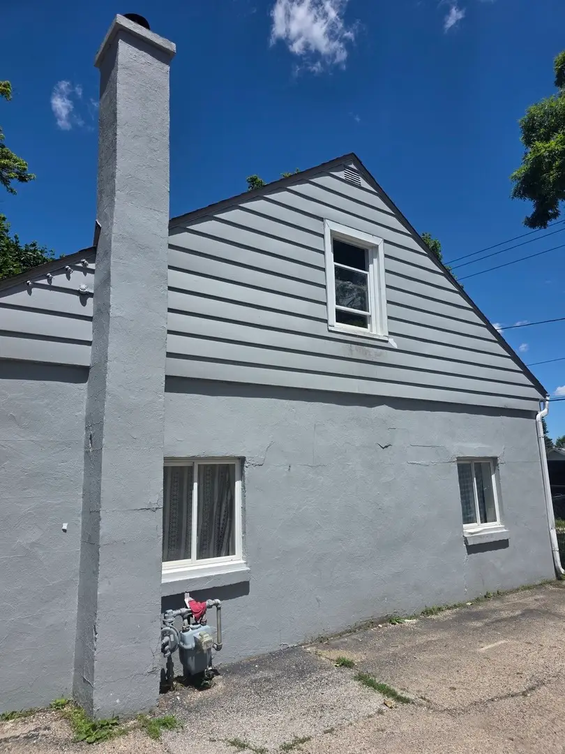 226 N Farnsworth Avenue, Aurora, IL 60505 - #3
