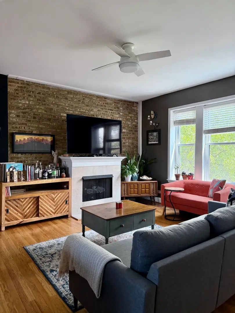 3102 W Cullom Avenue #3, Chicago, IL 60618 - #3