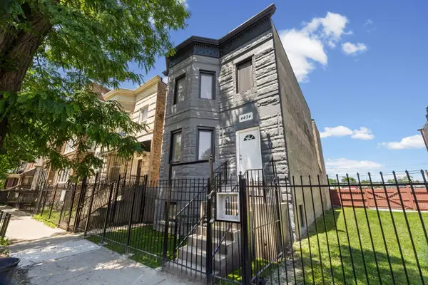 4434 W Monroe Street, Chicago, IL 60624