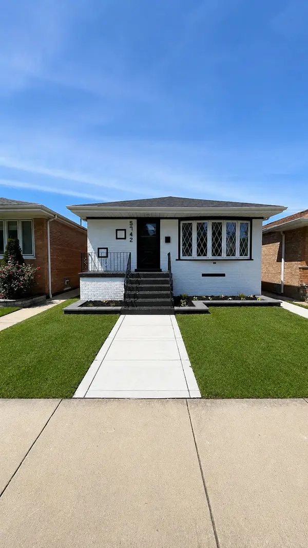 5742 W 63rd Place, Chicago, IL 60638