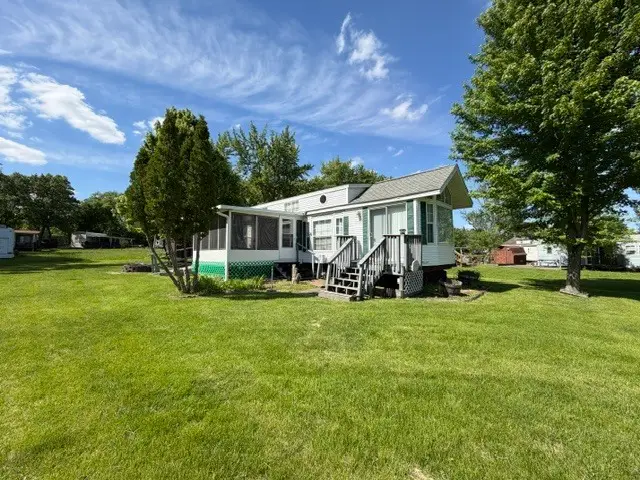 2795 E 28th Lot 422 Road, Seneca, IL 61360 - #2