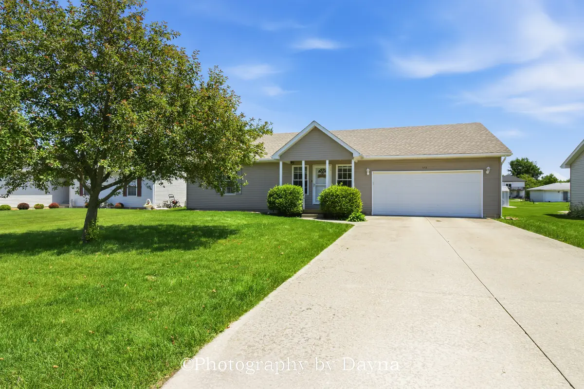 475 S Elm Avenue, Saint Anne, IL 60964 - #1