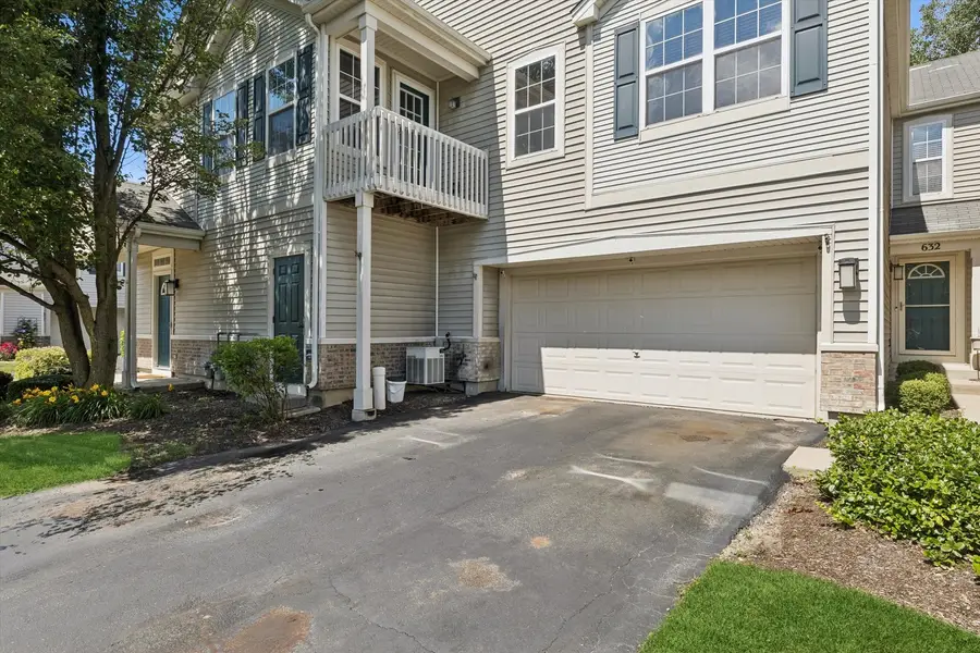 632 Arbor Circle #632, Lakemoor, IL 60051 - #2
