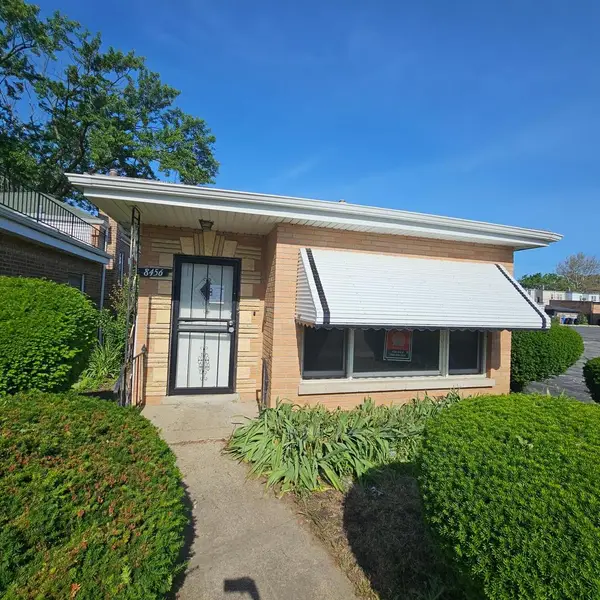 8456 S Damen Avenue, Chicago, IL 60620