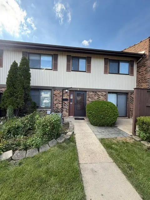 3 Tower Court, Downers Grove, IL 60516