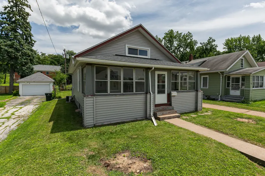1827 13th Street, Rock Island, IL 61201 - #2